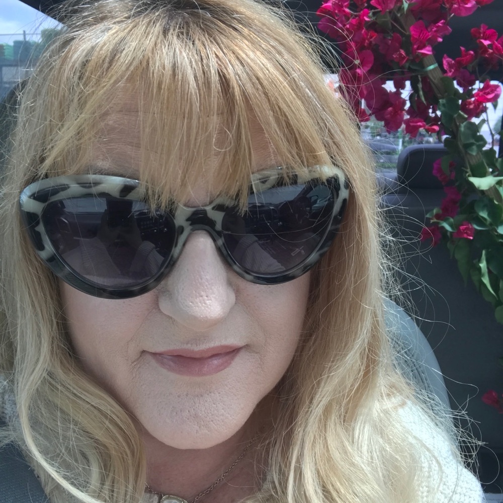 Meet your Posher, Tina